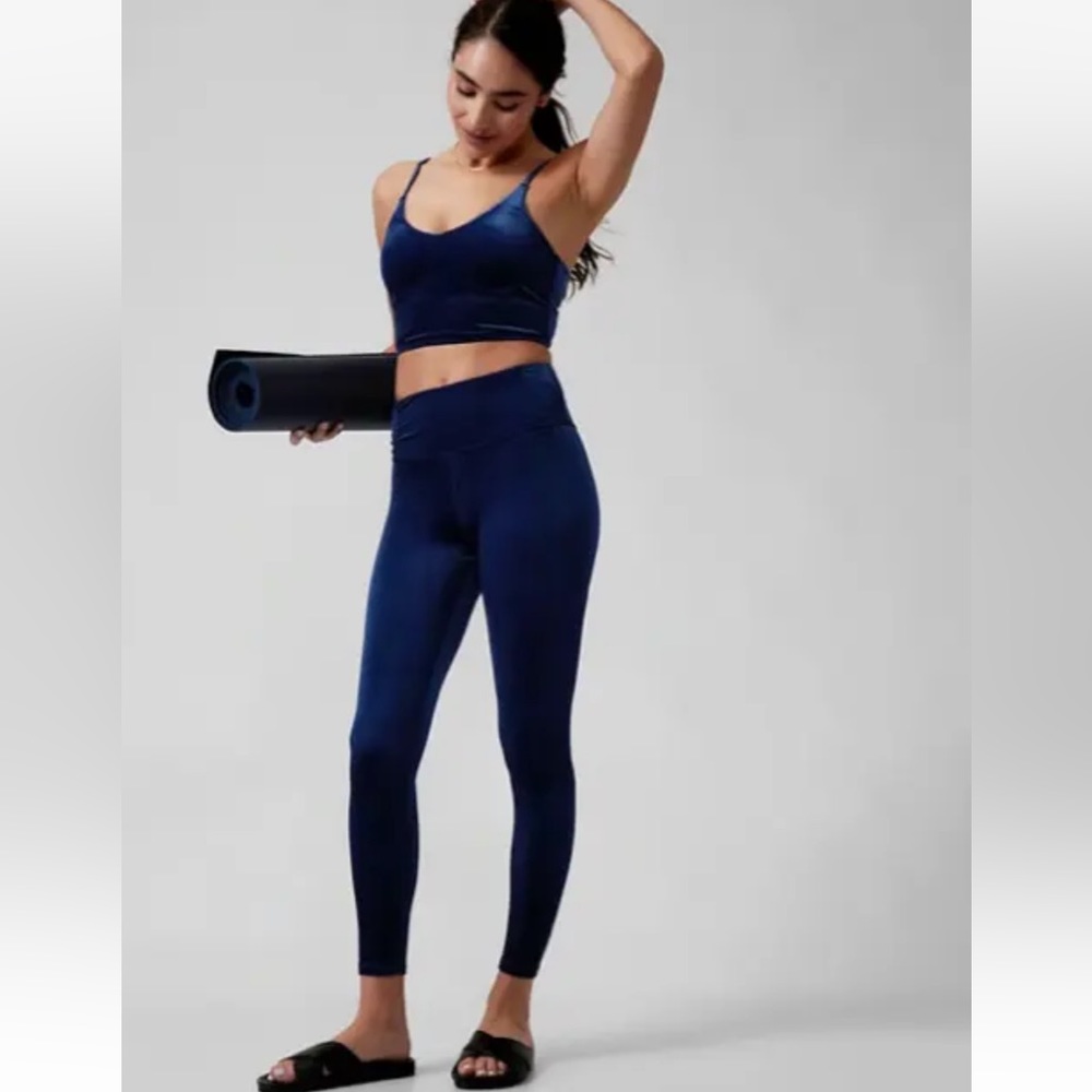NWT Athleta Elation Velvet Tights